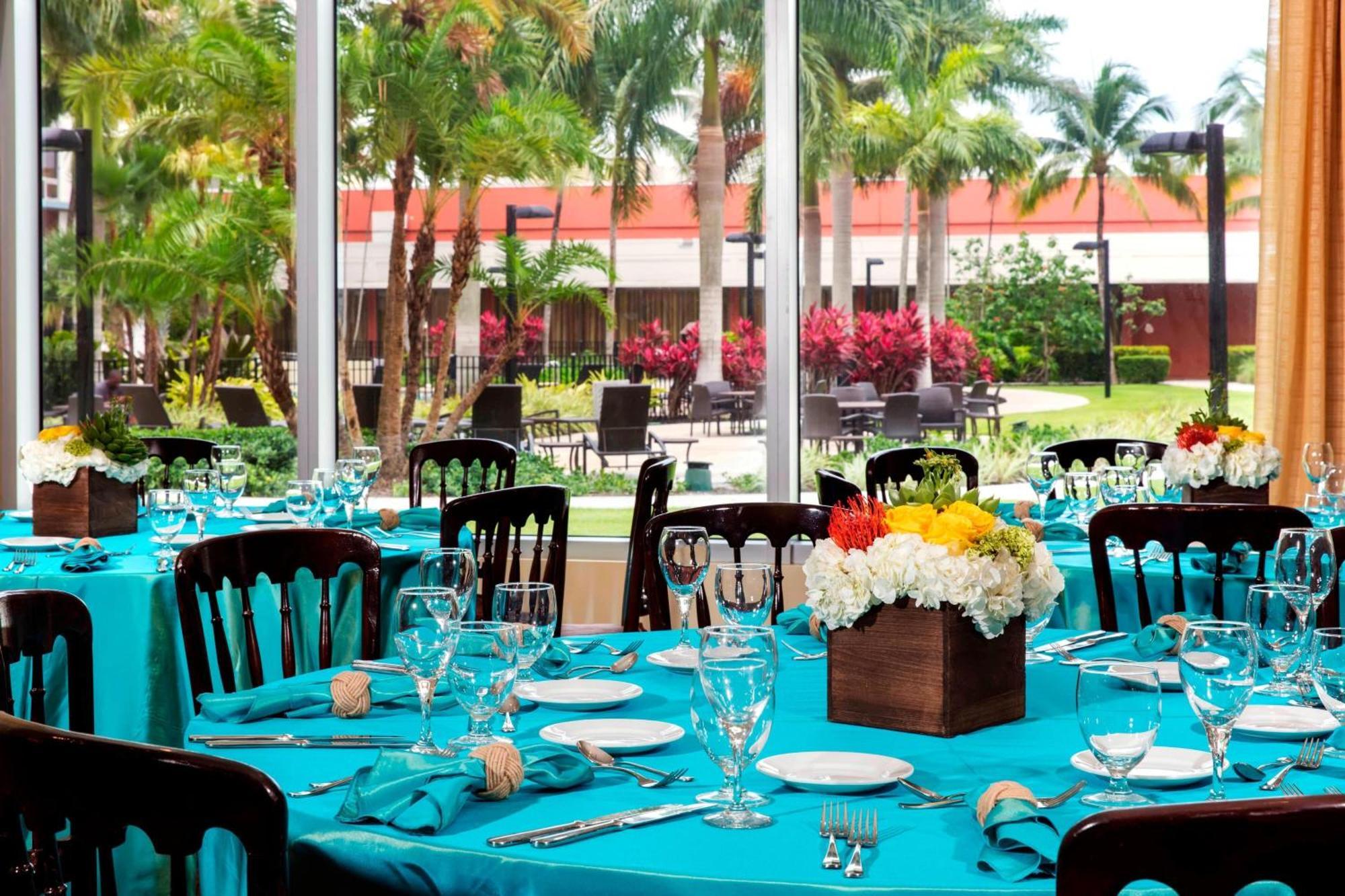 מלון Courtyard By Marriott Miami Airport מראה חיצוני תמונה